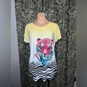 NWT SI Rou Women's Yellow and White Tiger Graphic Tunic TShirt with Rhinestones